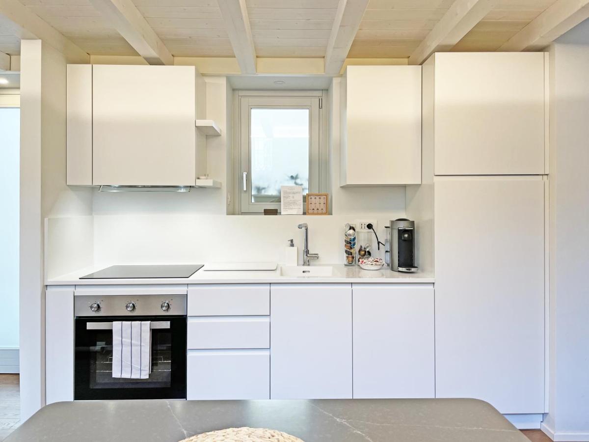 "La Portineria" Charming Apartment Old Town Como Lake מראה חיצוני תמונה