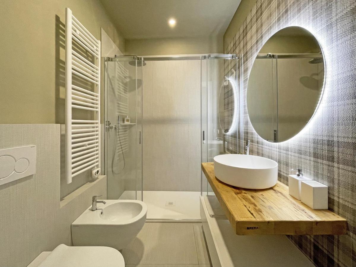 "La Portineria" Charming Apartment Old Town Como Lake מראה חיצוני תמונה