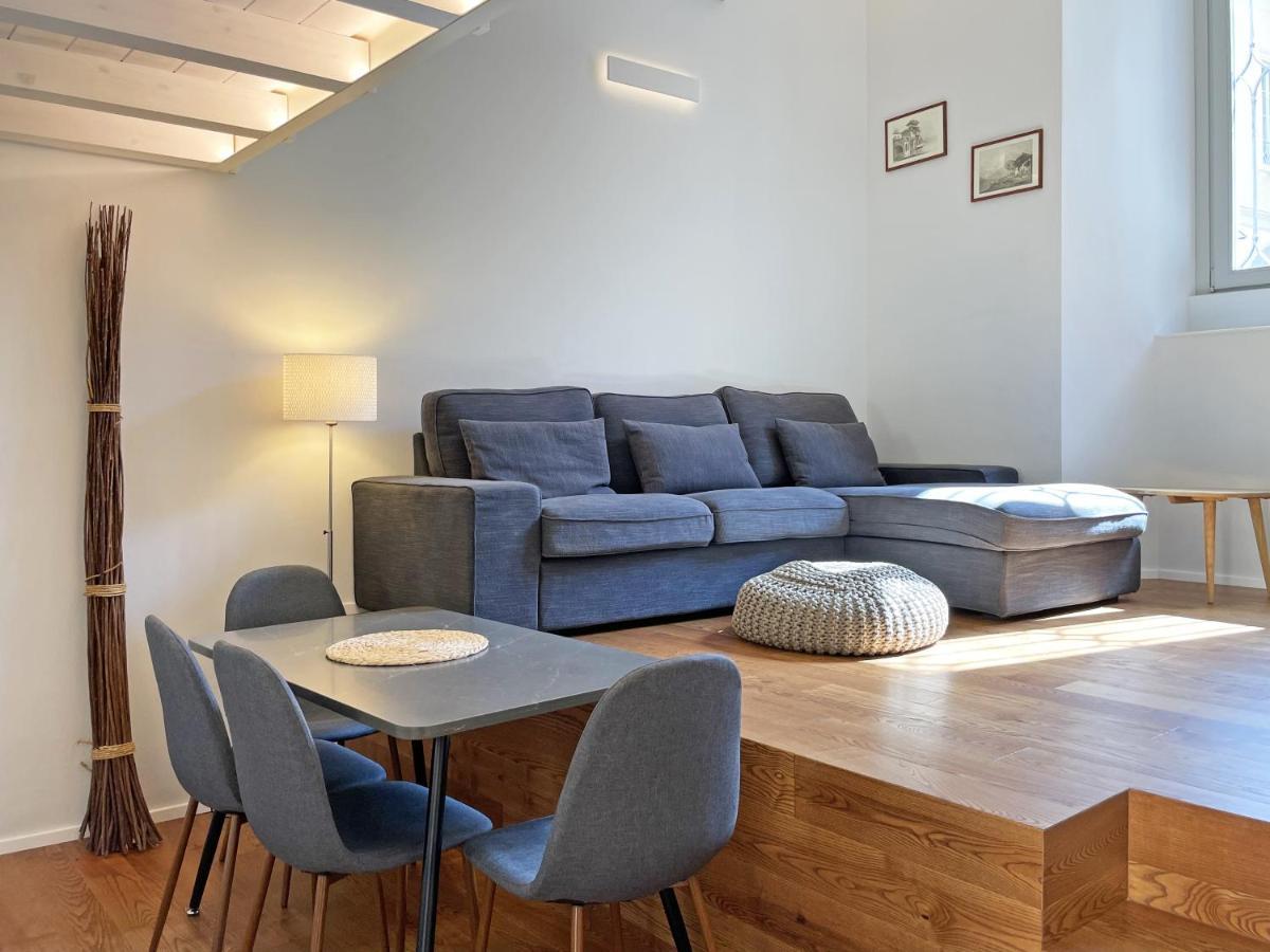 "La Portineria" Charming Apartment Old Town Como Lake מראה חיצוני תמונה